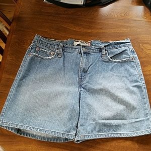 Womens Levis shorts